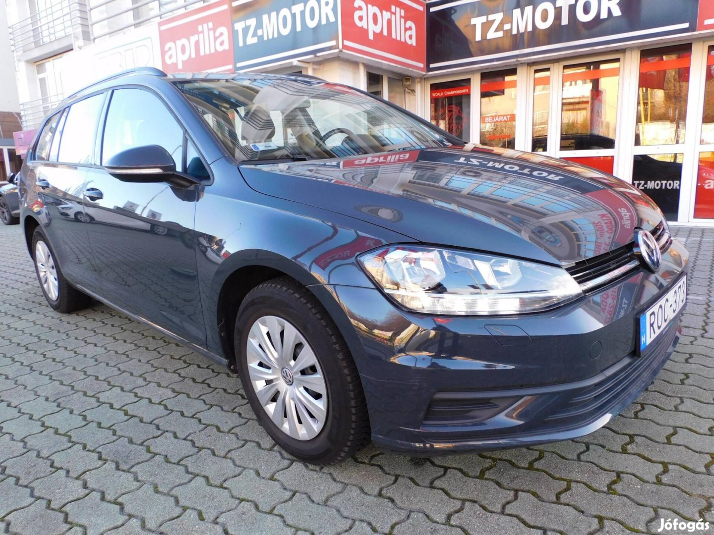 Volkswagen Golf VII Variant 1.0 TSI BMT Trendli...