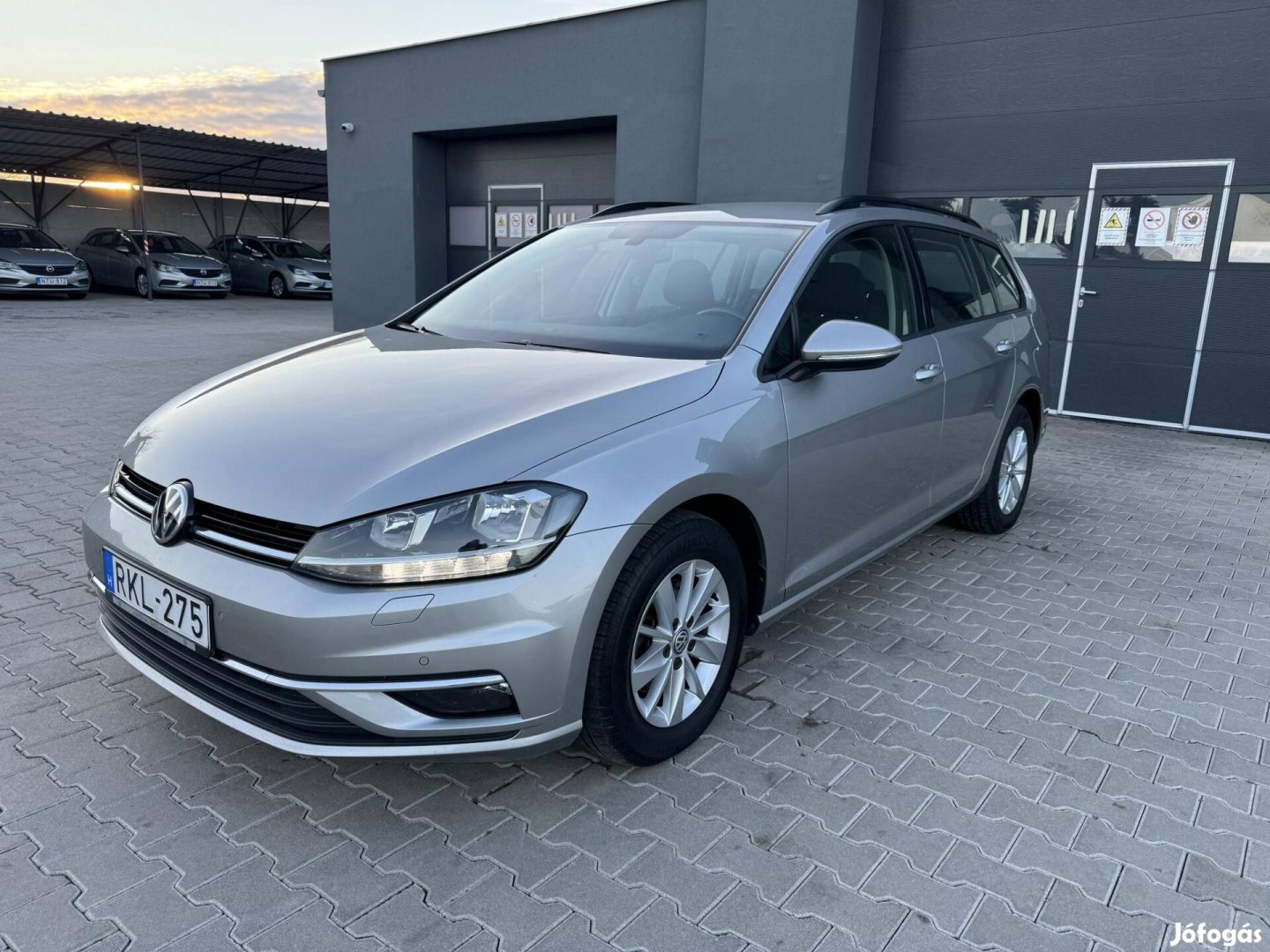 Volkswagen Golf VII Variant 1.6 TDI BMT Trendli...