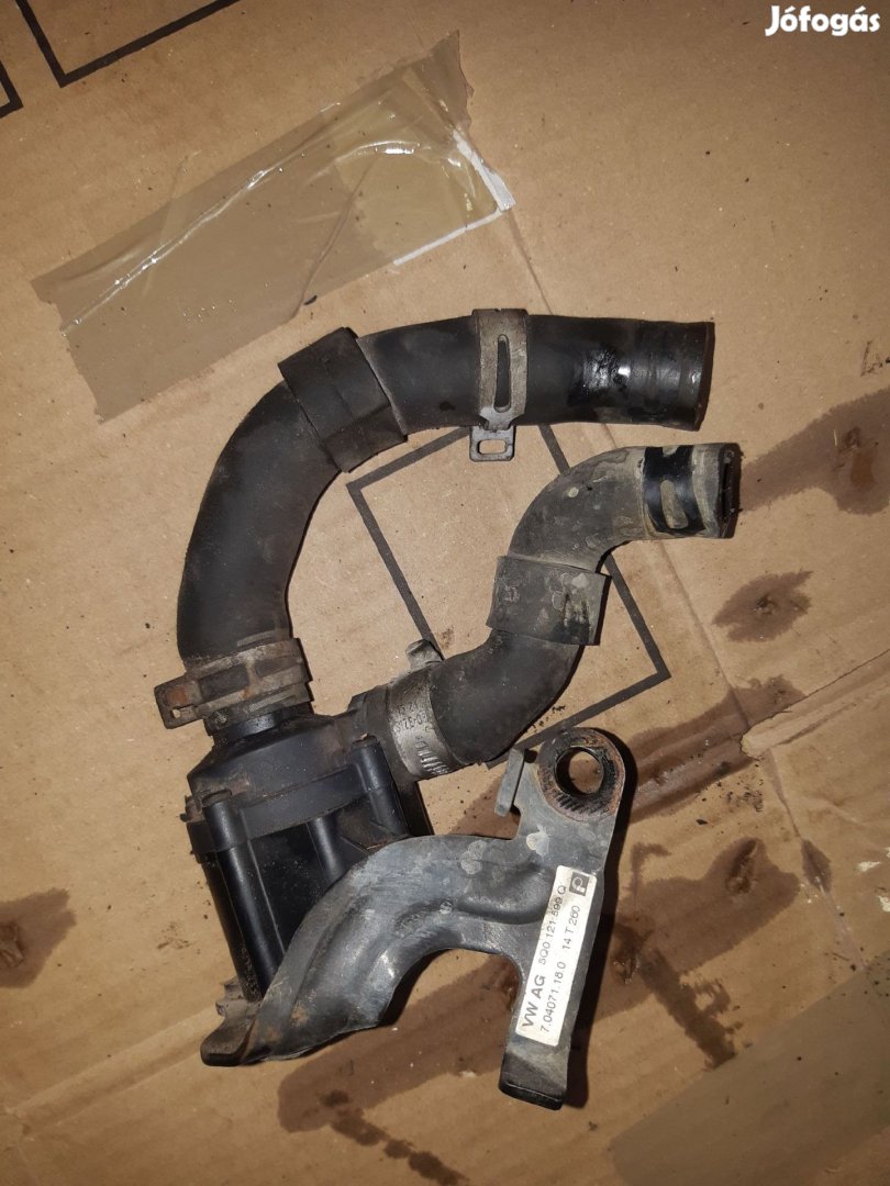 Volkswagen Golf VII Víz Keringető Szivattyú