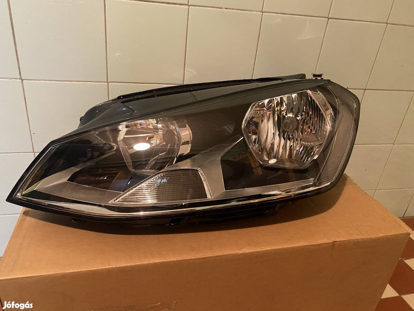Volkswagen Golf VII  fényszóró, lámpa