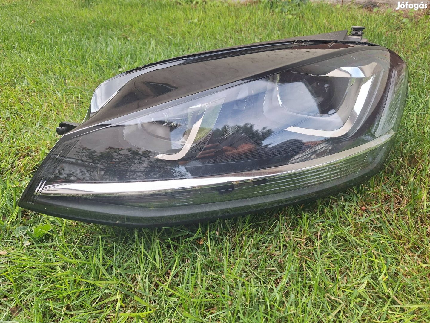 Volkswagen Golf VII bal fényszoró