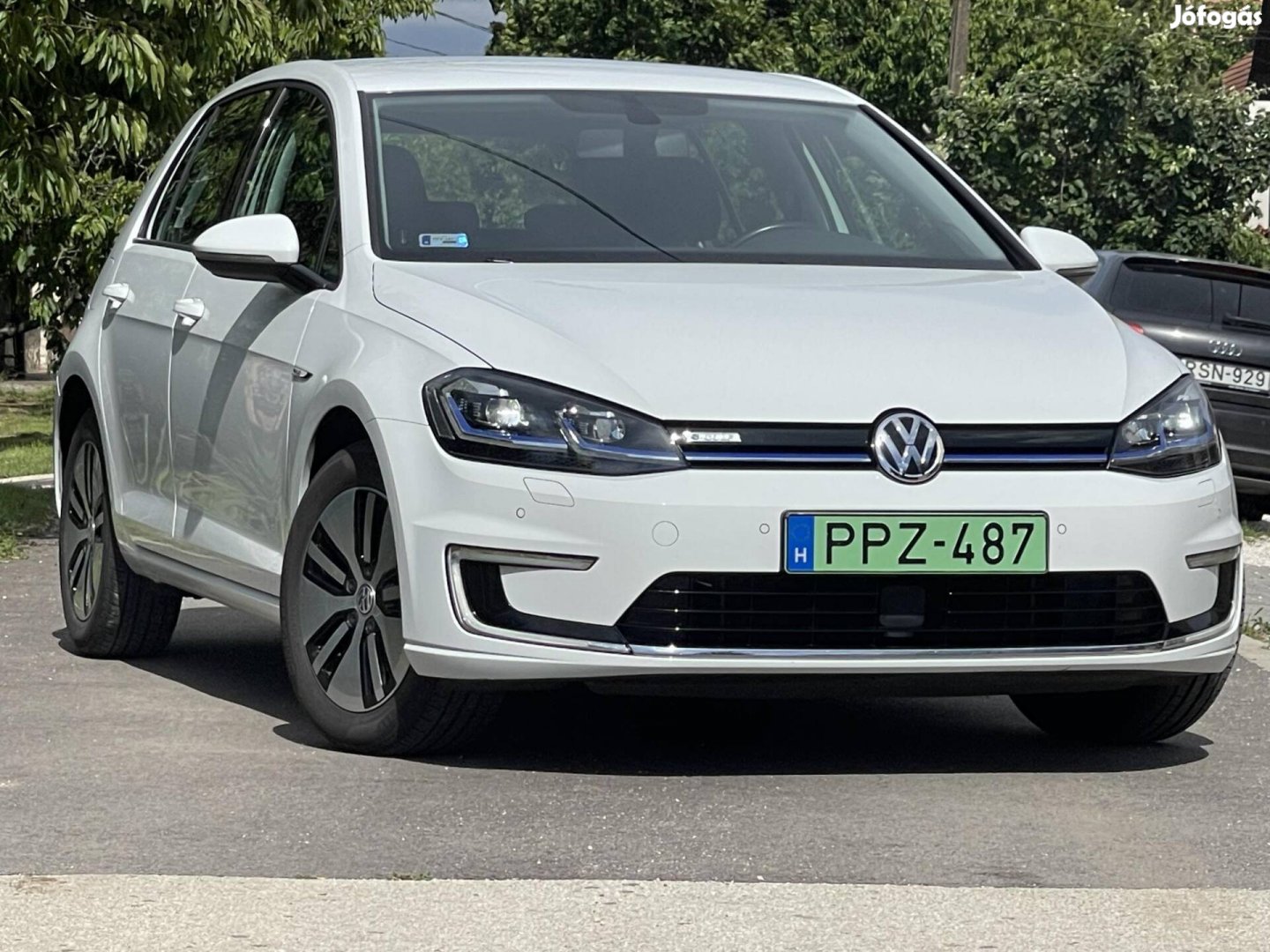 Volkswagen Golf VII e-Golf 27% ÁFA -- Sérülésme...