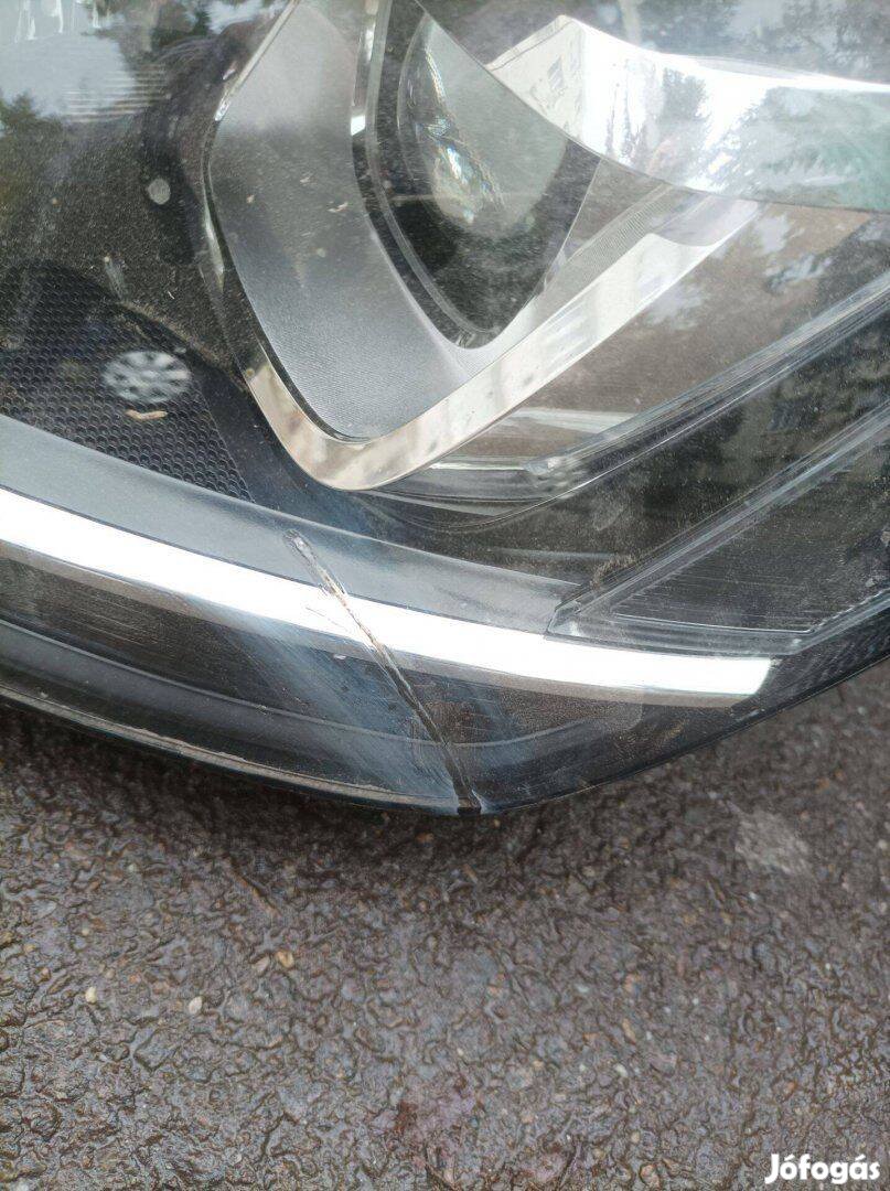 Volkswagen Golf.VII.lámpa kis szépséghibával kedvező áron
