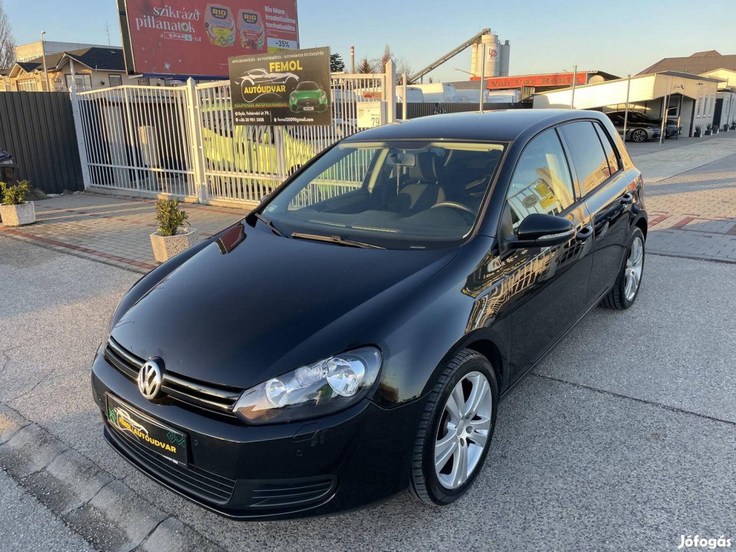 Volkswagen Golf VI 1.6 TDi Trendline Megkímélt!...