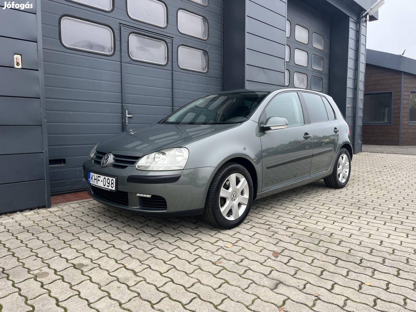 Volkswagen Golf V 1.6 Comfortline Szervizelt /...
