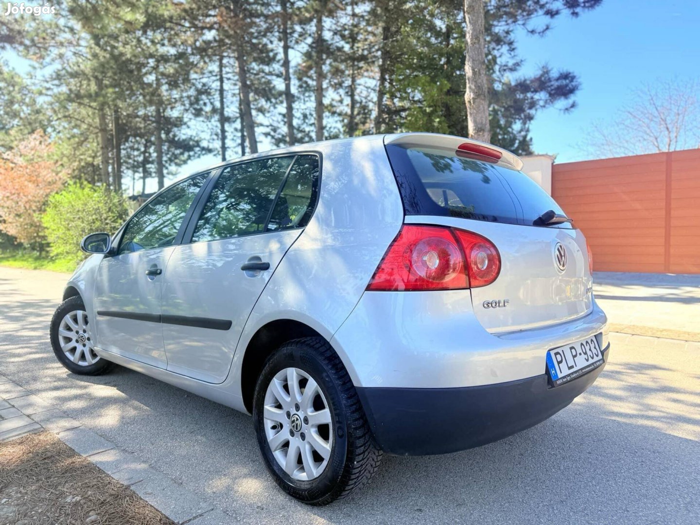Volkswagen Golf V 1.6 FSI Comfortline Megkímélt!!!