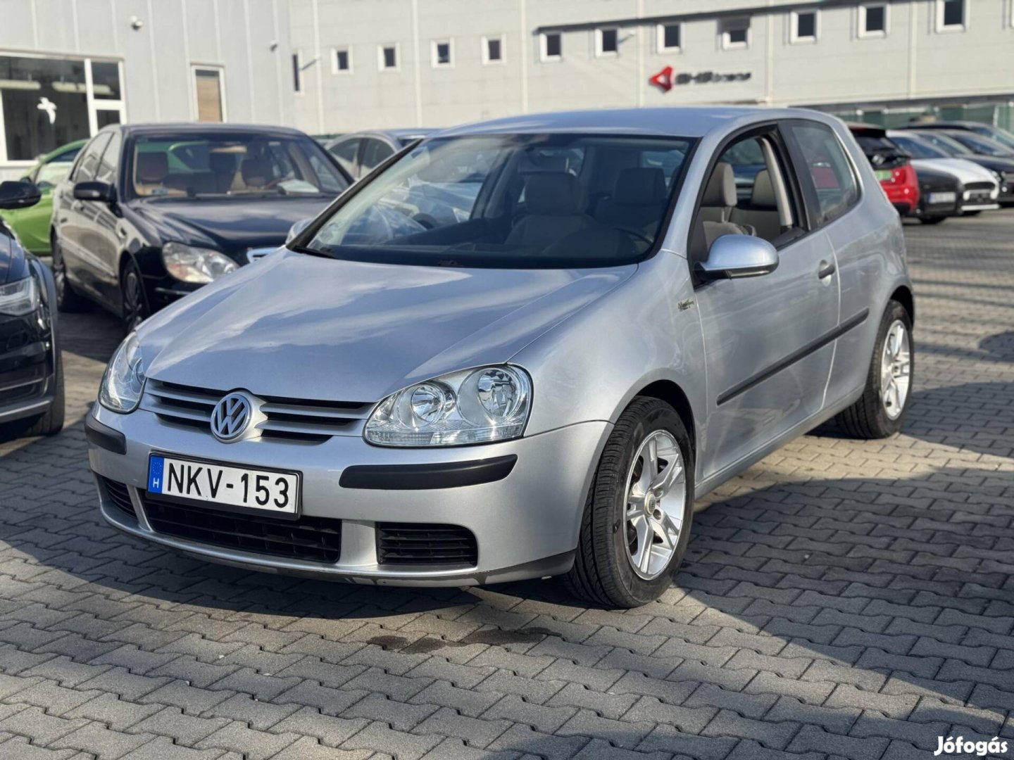 Volkswagen Golf V 1.6 Perfekt 88eKm.Klima!