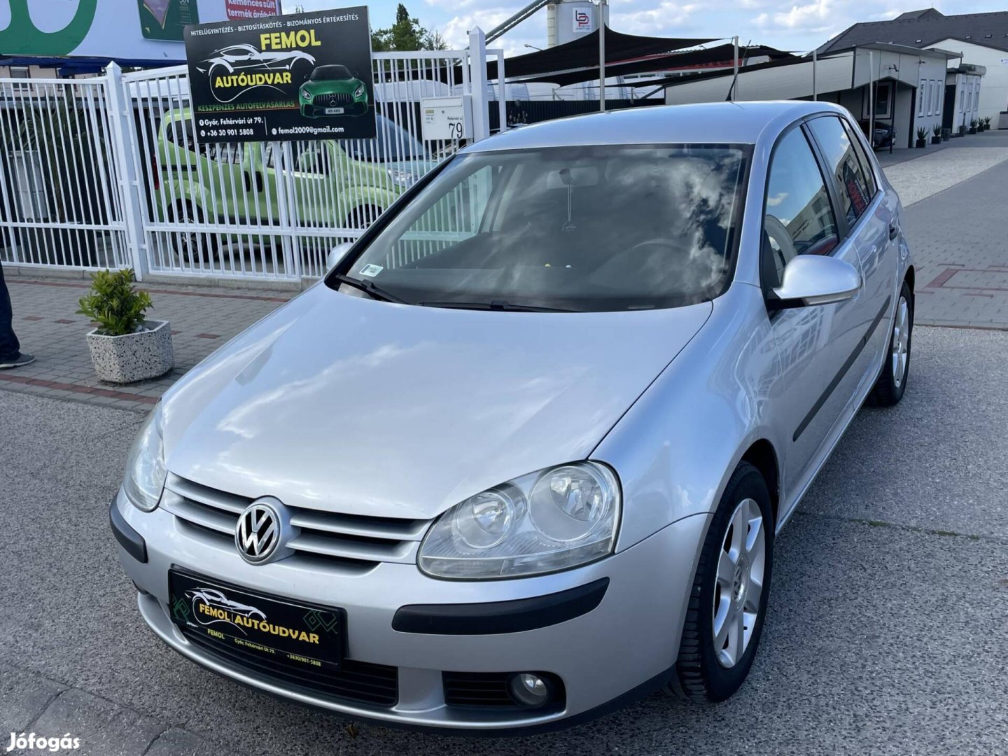 Volkswagen Golf V 1.6 Perfekt Megkímélt! Moi.!...