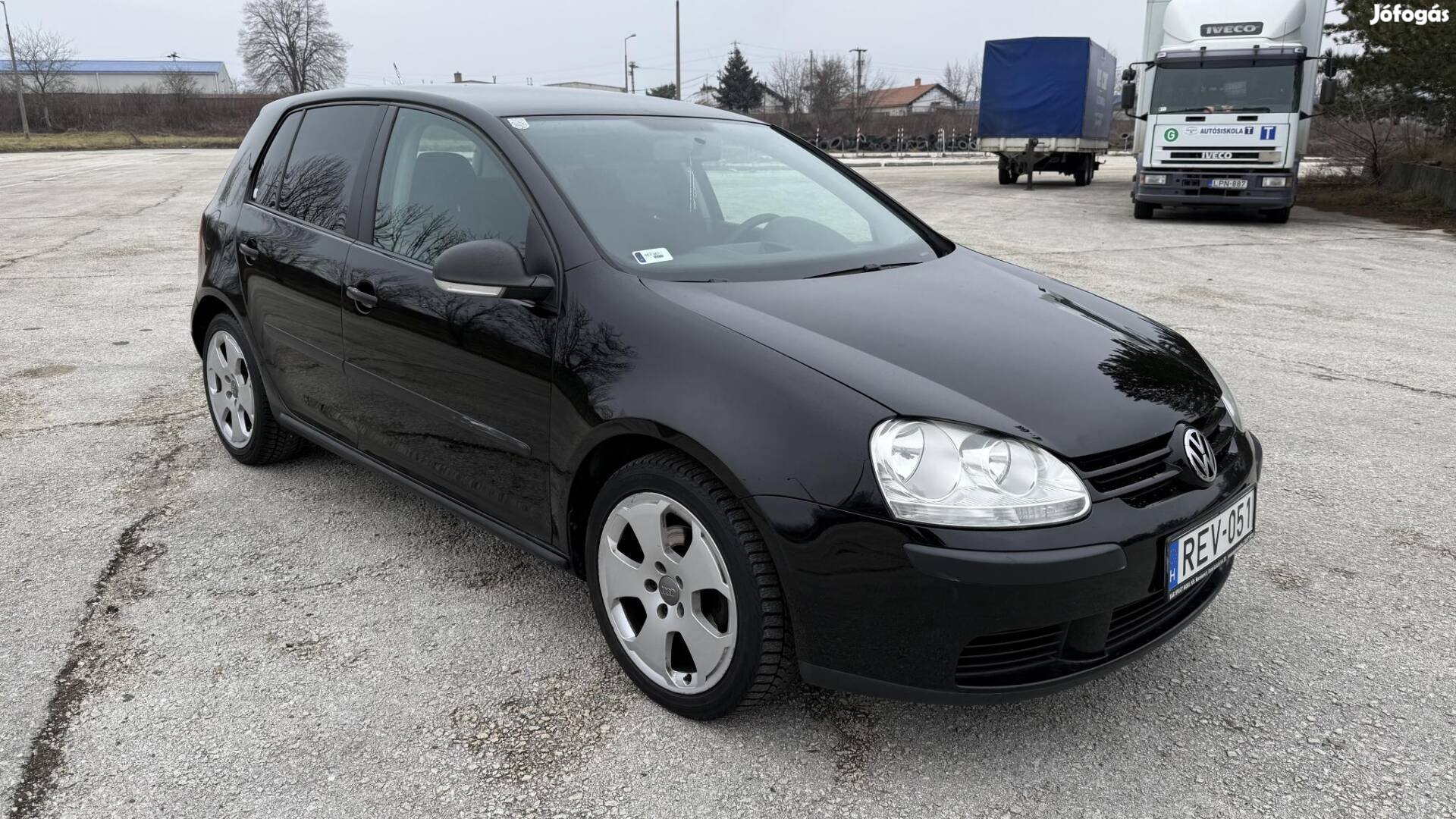 Volkswagen Golf V 1.9 TDi Sportline Alkalmi Vét...