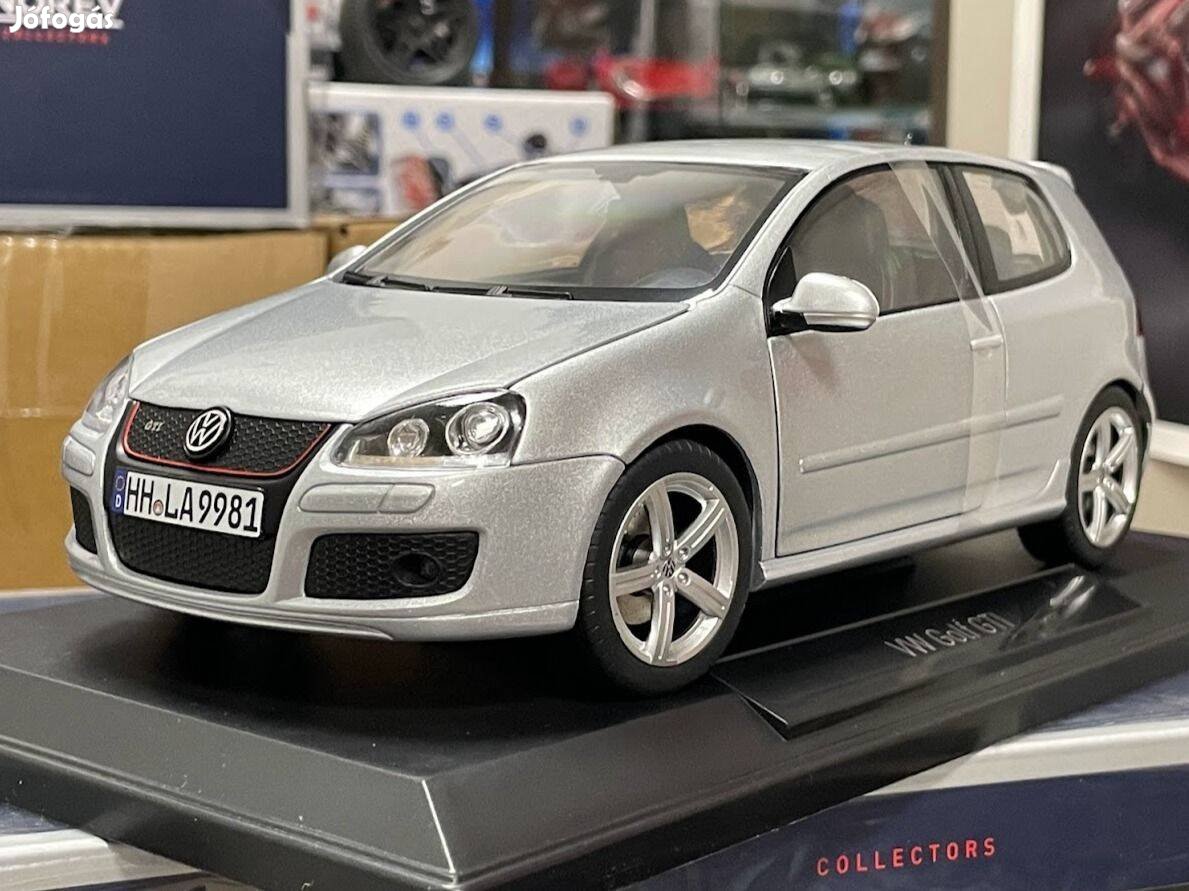 Volkswagen Golf V GTI Pirelli 2007 1:18 Norev