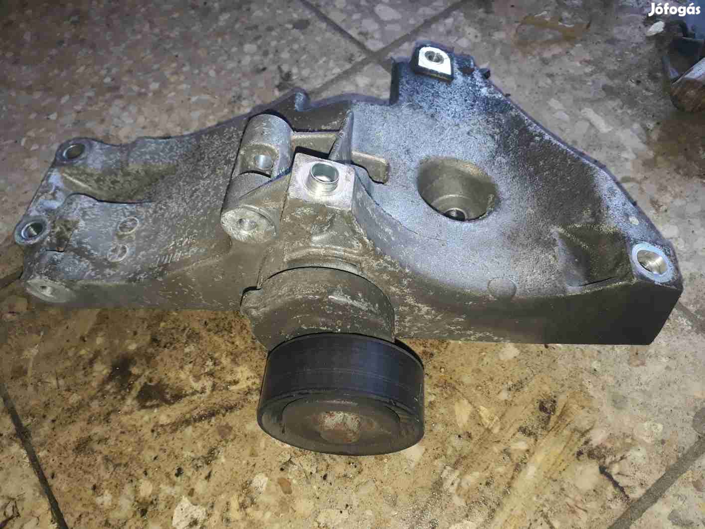 Volkswagen Golf V Generátor - Klíma Kompresszor Tartó Konzol