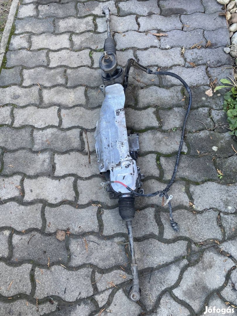 Volkswagen Golf V Leon 1P  kormánymű