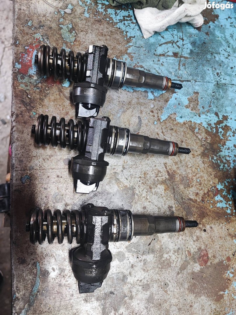 Volkswagen Golf V Stb BLS porlasztó 1-2-3 db 0414720313