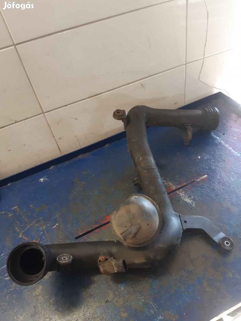 Volkswagen Golf V Turbócső Intercooler Cső