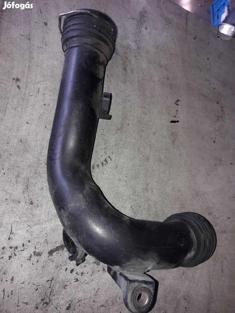 Volkswagen Golf V Turbócső Intercooler Cső