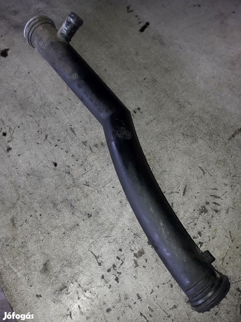 Volkswagen Golf V Vízcső Elosztó