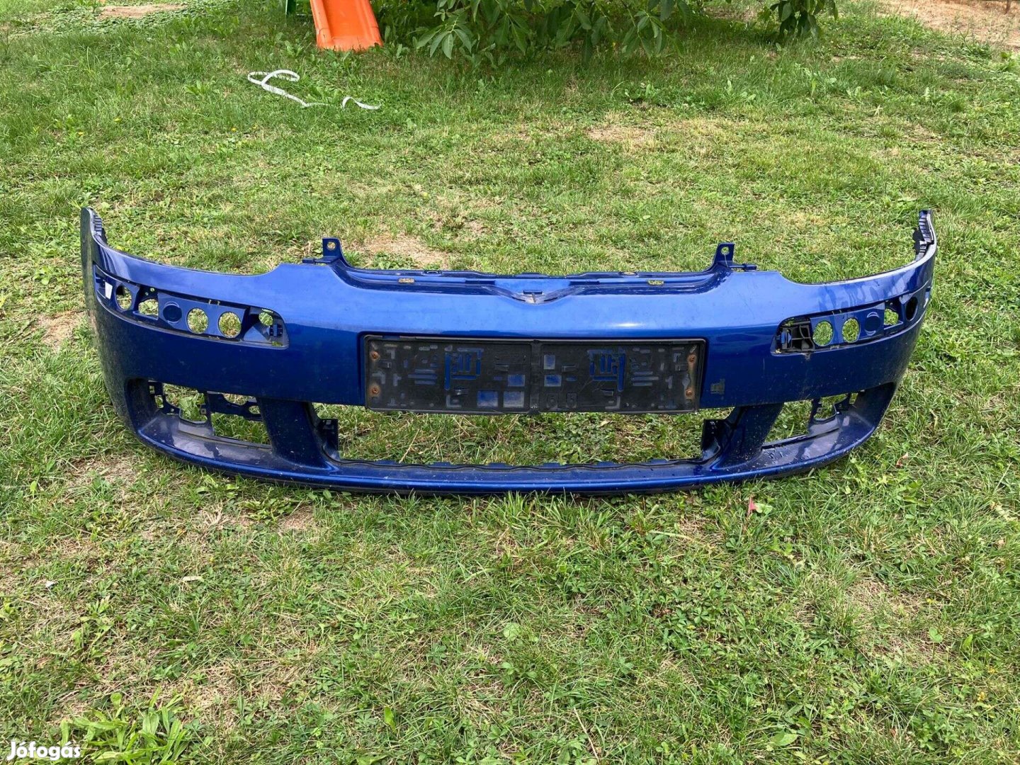 Volkswagen Golf V első lökhárító eladó!