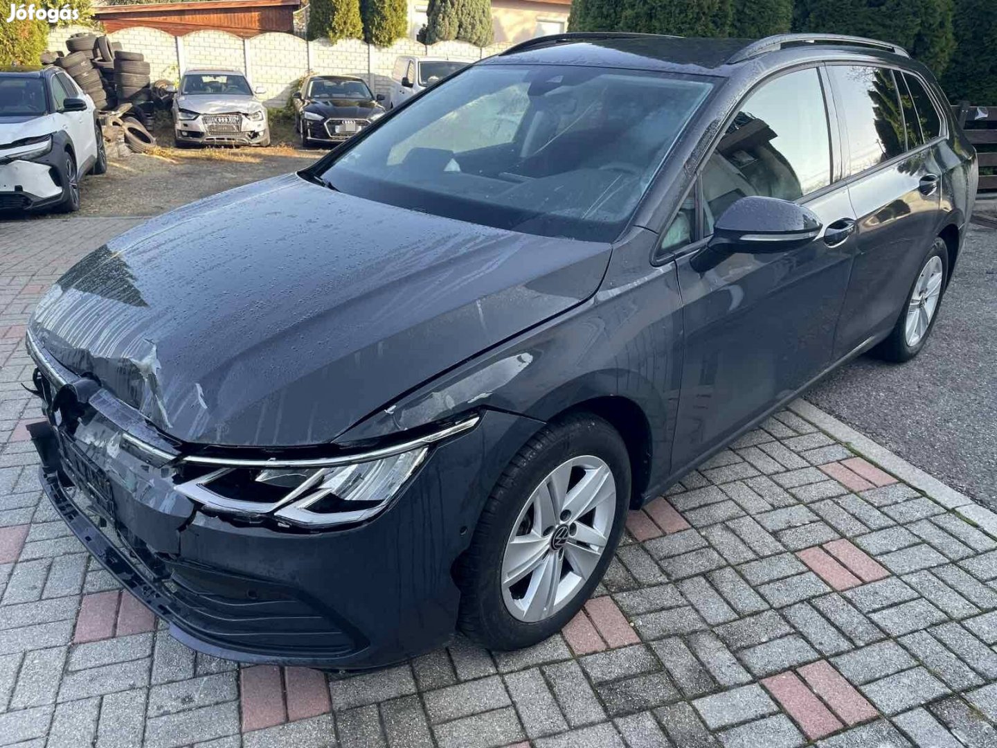 Volkswagen Golf Variant 1.5 eTSI ACT Life DSG 1...