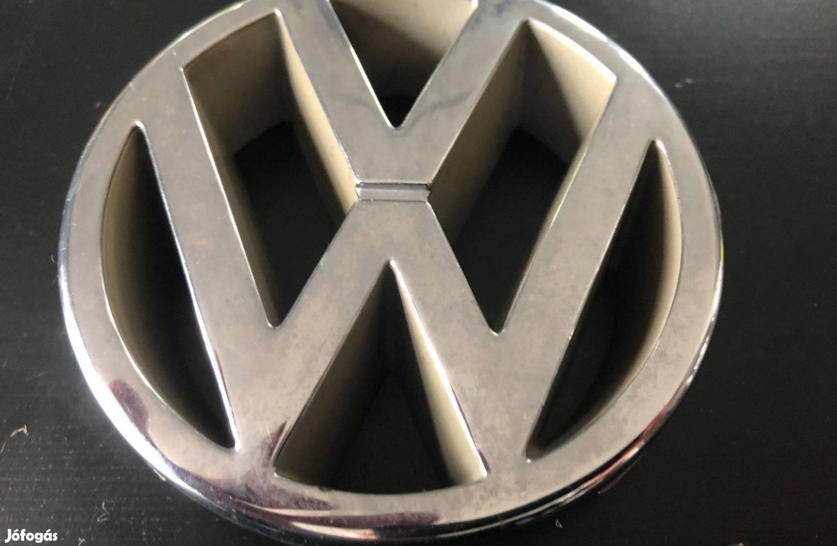 Volkswagen Golf autó embléma (3AO853601)