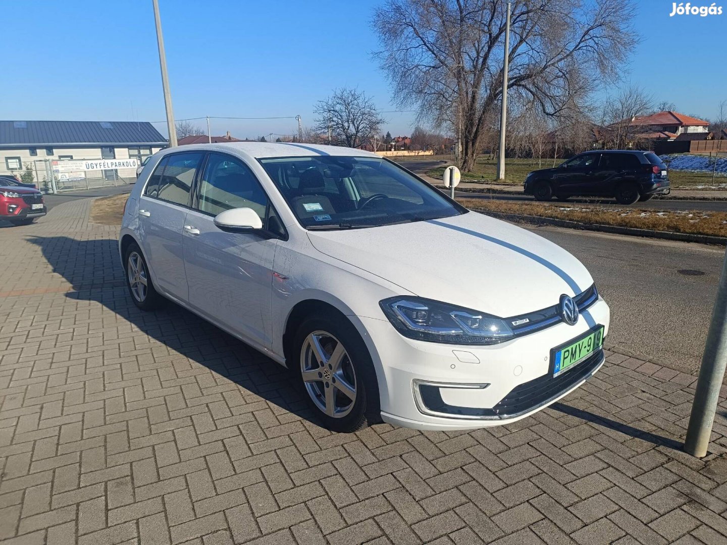 Volkswagen Golf e-Golf Egy ember által volt vég...