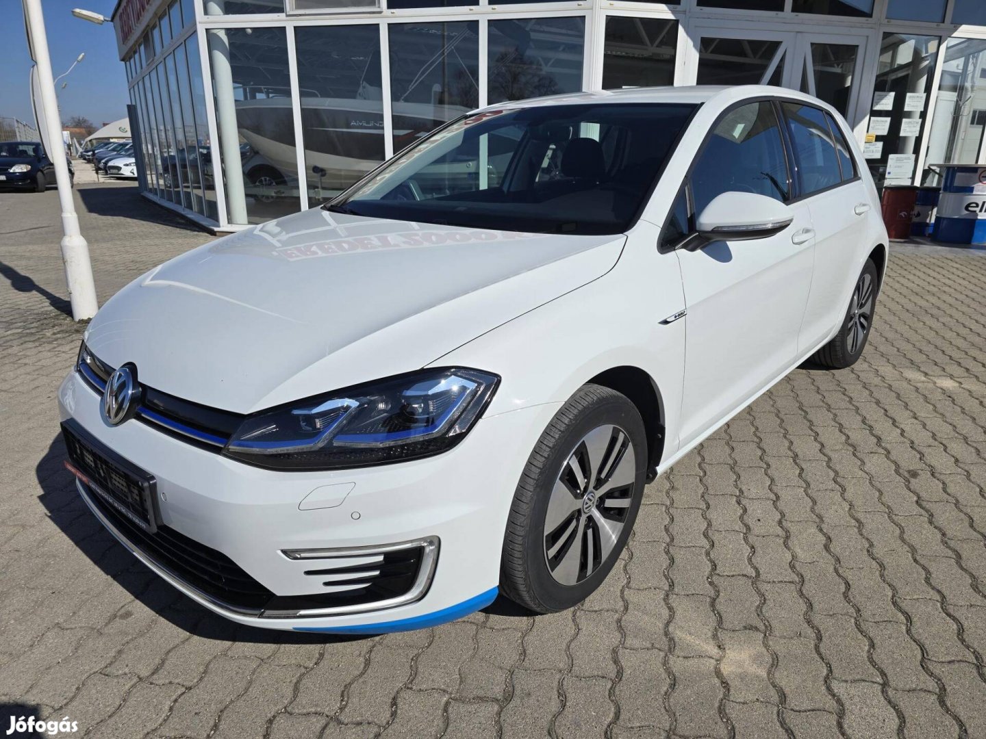 Volkswagen Golf e-Golf Navi. LED. Ülésfűtés. DI
