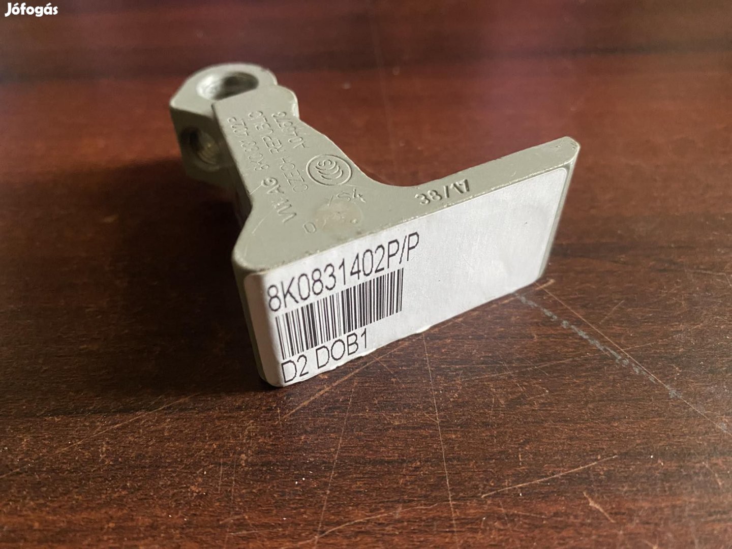 Volkswagen Golf jobb hátsó ajtó felső zsanér 8K0831402P eladó