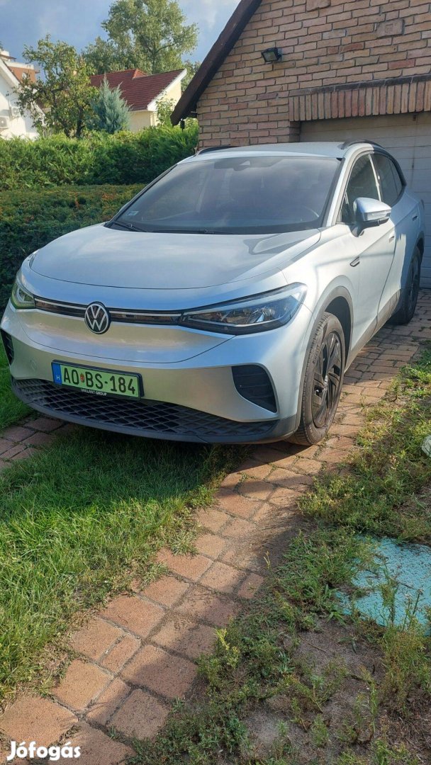 Volkswagen ID4 tökéletes műszaki és esztétikai állapotban