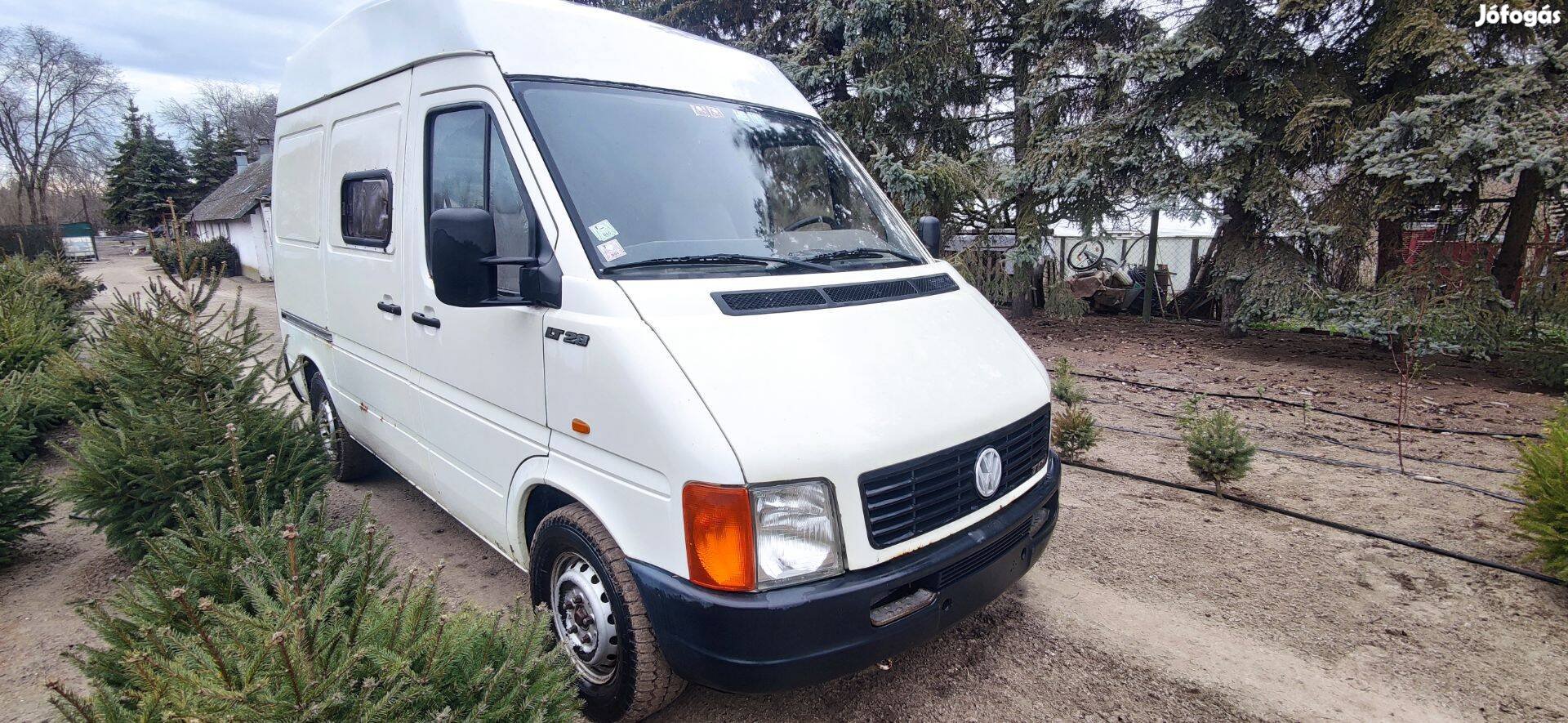 Volkswagen LT 28 lakóautó kevés km-rel azonnal induló motorral eladó