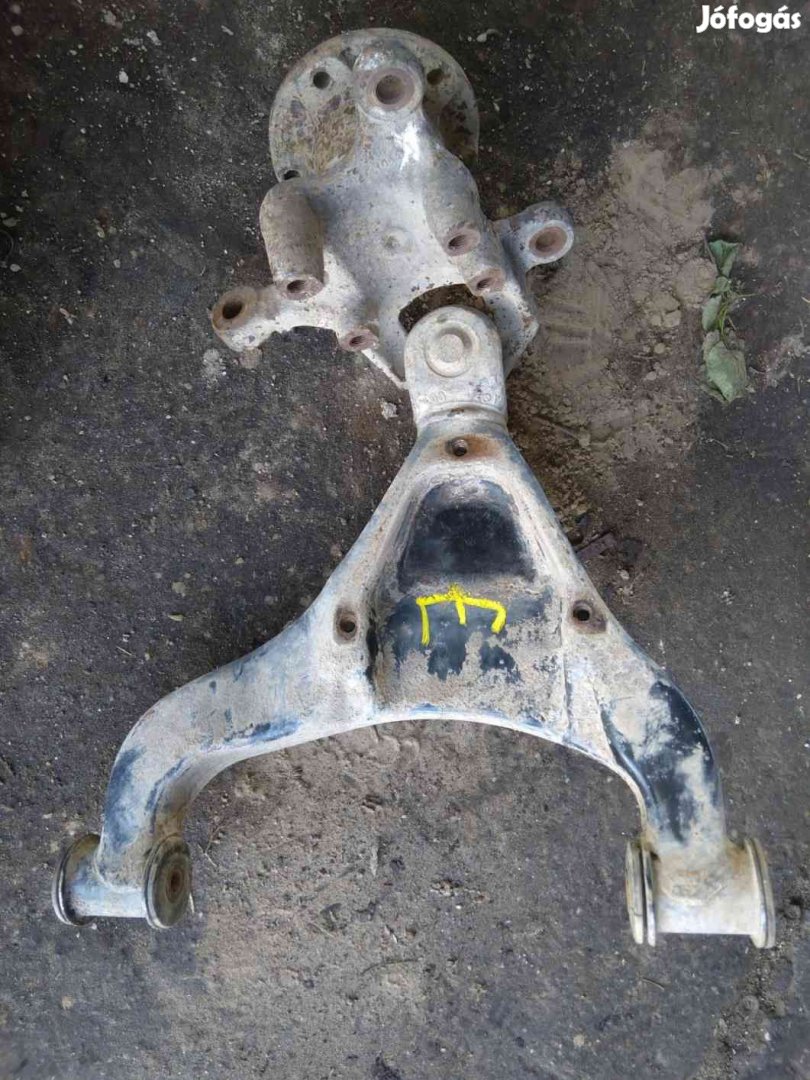 Volkswagen LT 35 Bal Hátsó Lengőkar Csonkállvány Kerékaggyal