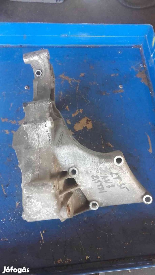 Volkswagen LT 35 Generátor Tartó Bak