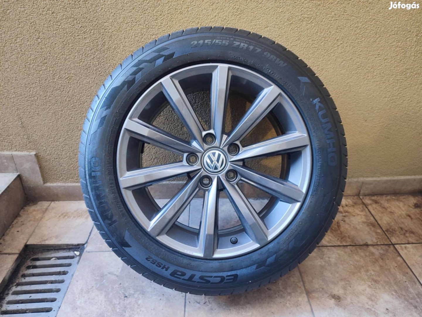 Volkswagen London 17" új gumikkal