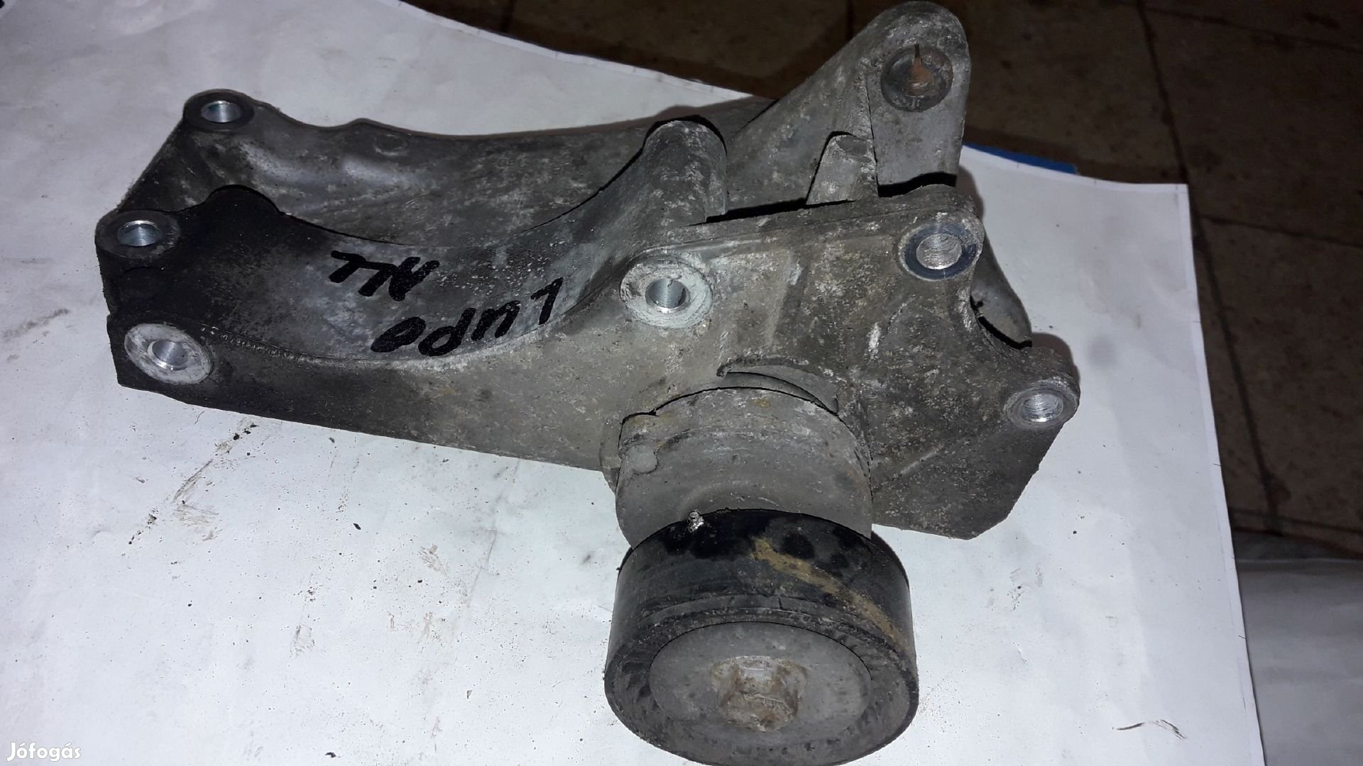 Volkswagen Lupo Kormányszervó Szivattyú Tartó Bak -