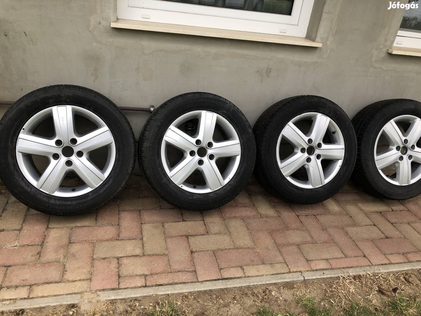 Volkswagen Multivan/Caravelle gyári garnitúra
