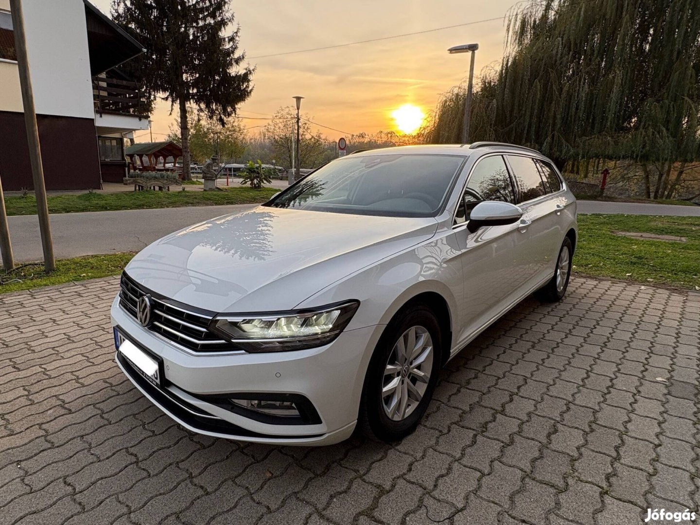 Volkswagen Passat 2.0 TDI DSG LED facelift, új vezérlés, sérülésmentes