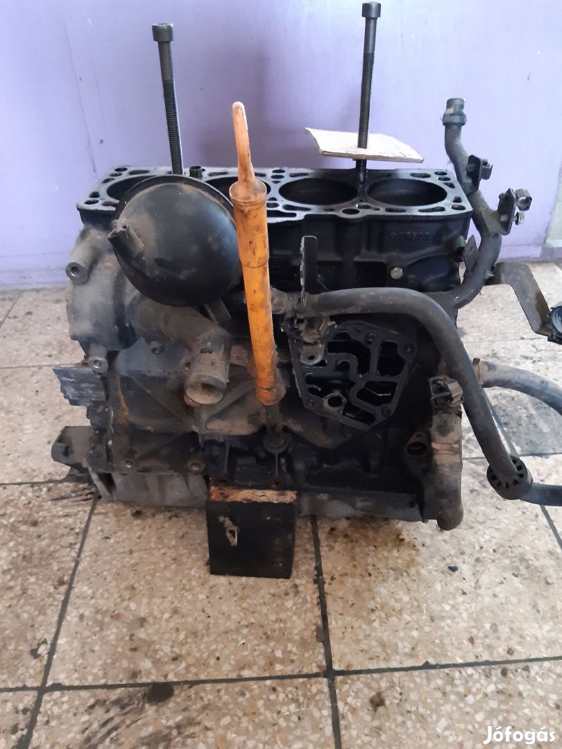 Volkswagen Passat B5 01-05 Motor
