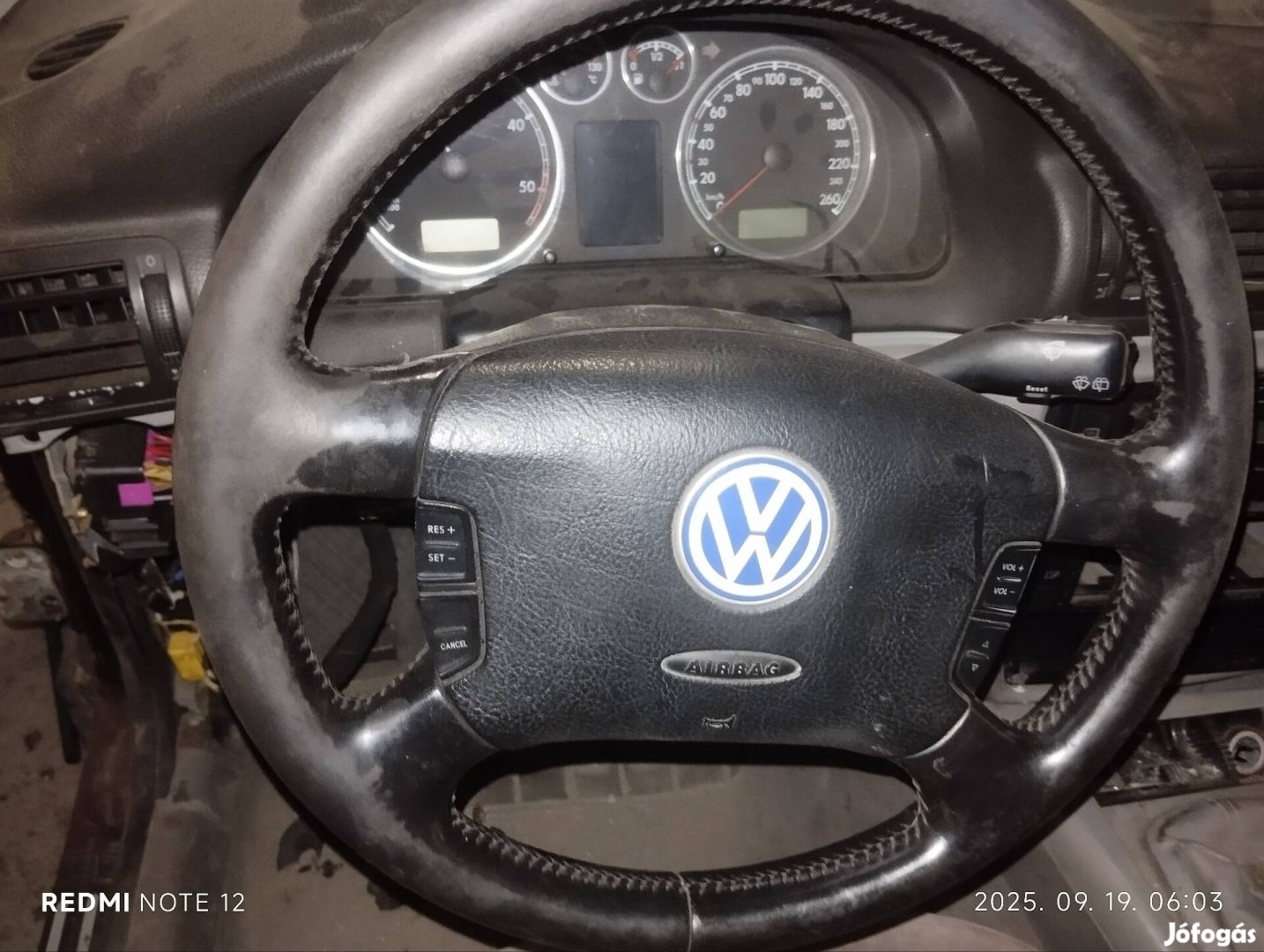 Volkswagen Passat B5.5 2.5v6tdi AKN bontódik 