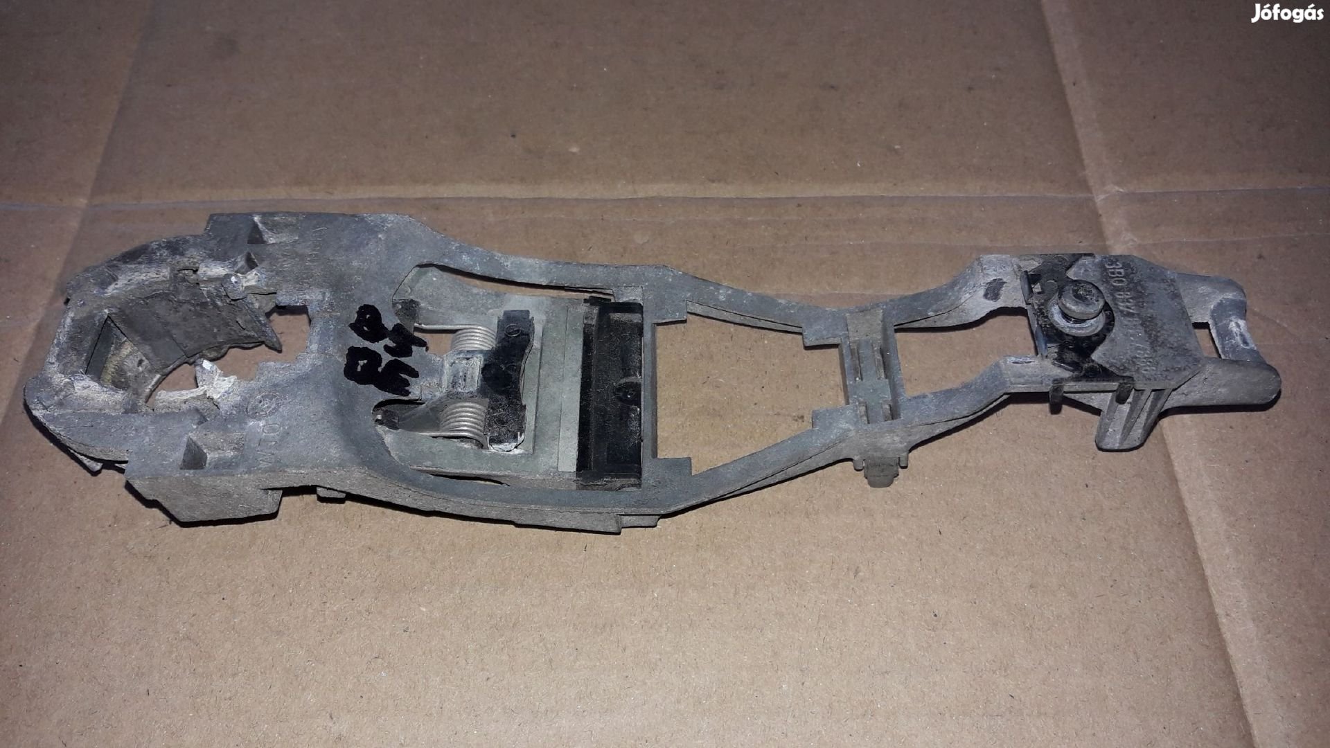 Volkswagen Passat B5 96-00 Bal Első Külső Ajtókilincs