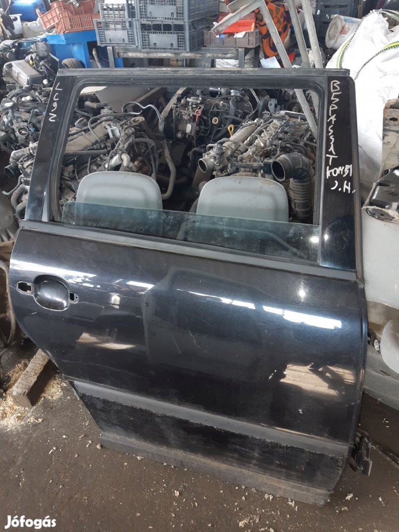 Volkswagen Passat B5 96-00 Jobb Hátsó Ajtó