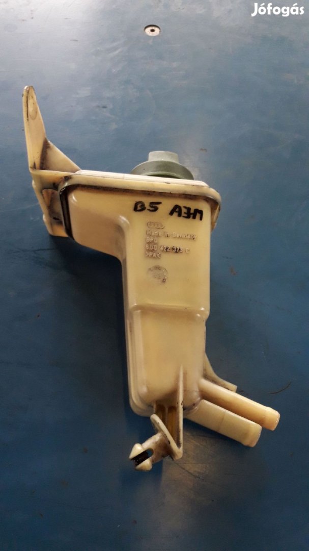 Volkswagen Passat B5 96-00 Szervó Olaj Tartály