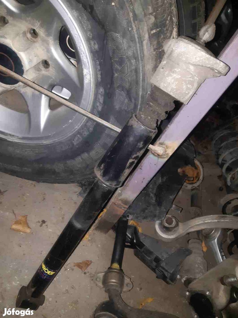Volkswagen Passat B5 96-05 Hátsó Lengéscsillapító