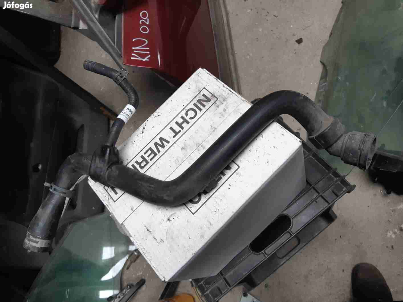 Volkswagen Passat B5 96-05 Vízcső