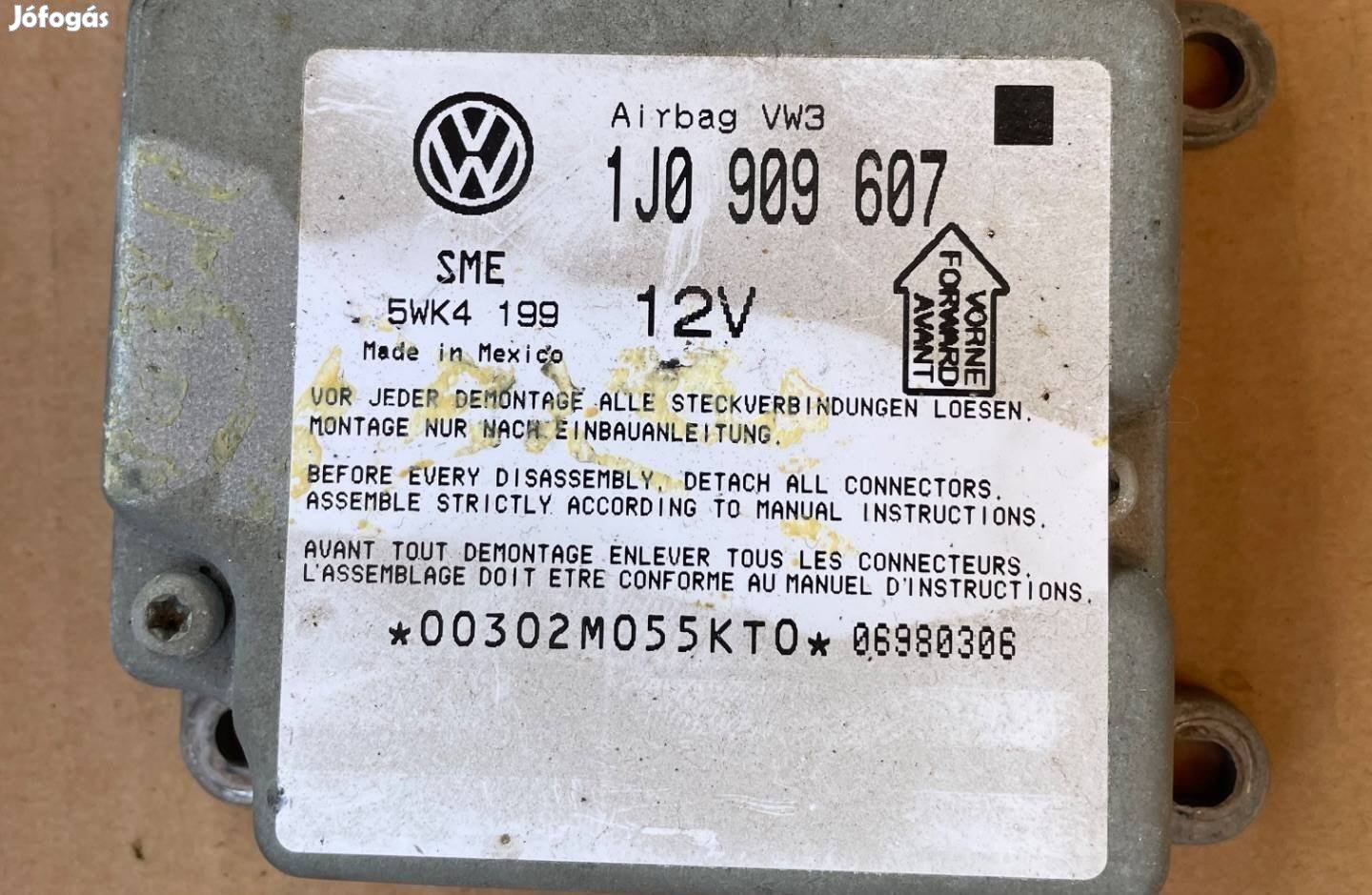 Volkswagen Passat B5 légzsák vezérlő elektronika 1J0 909 607 13