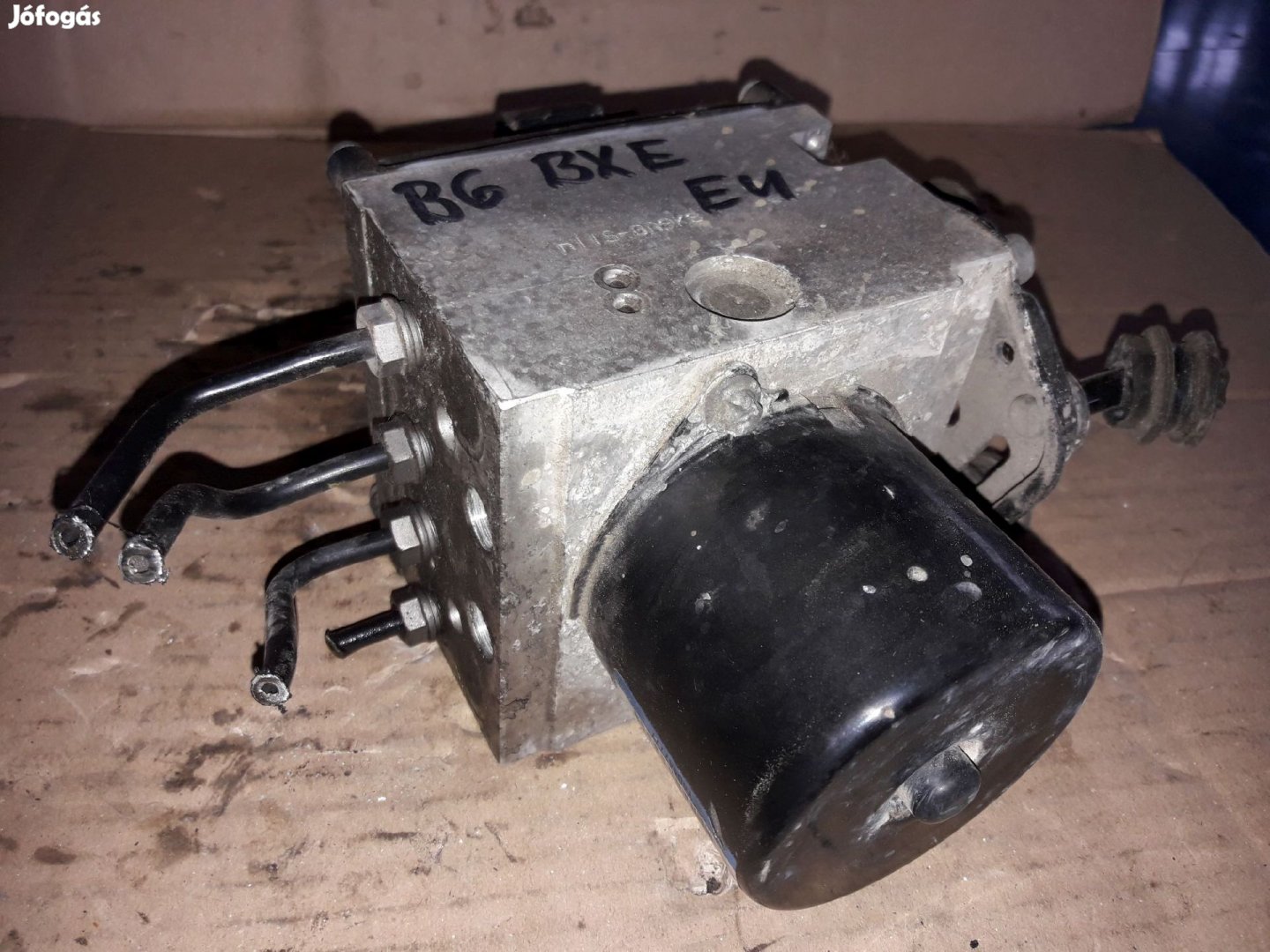 Volkswagen Passat B6 ABS Tömb