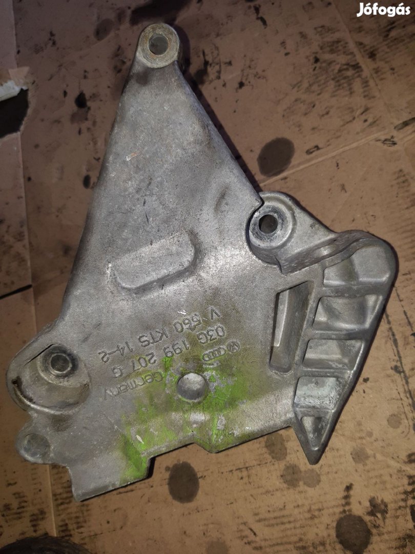 Volkswagen Passat B6 Motortartó Bak