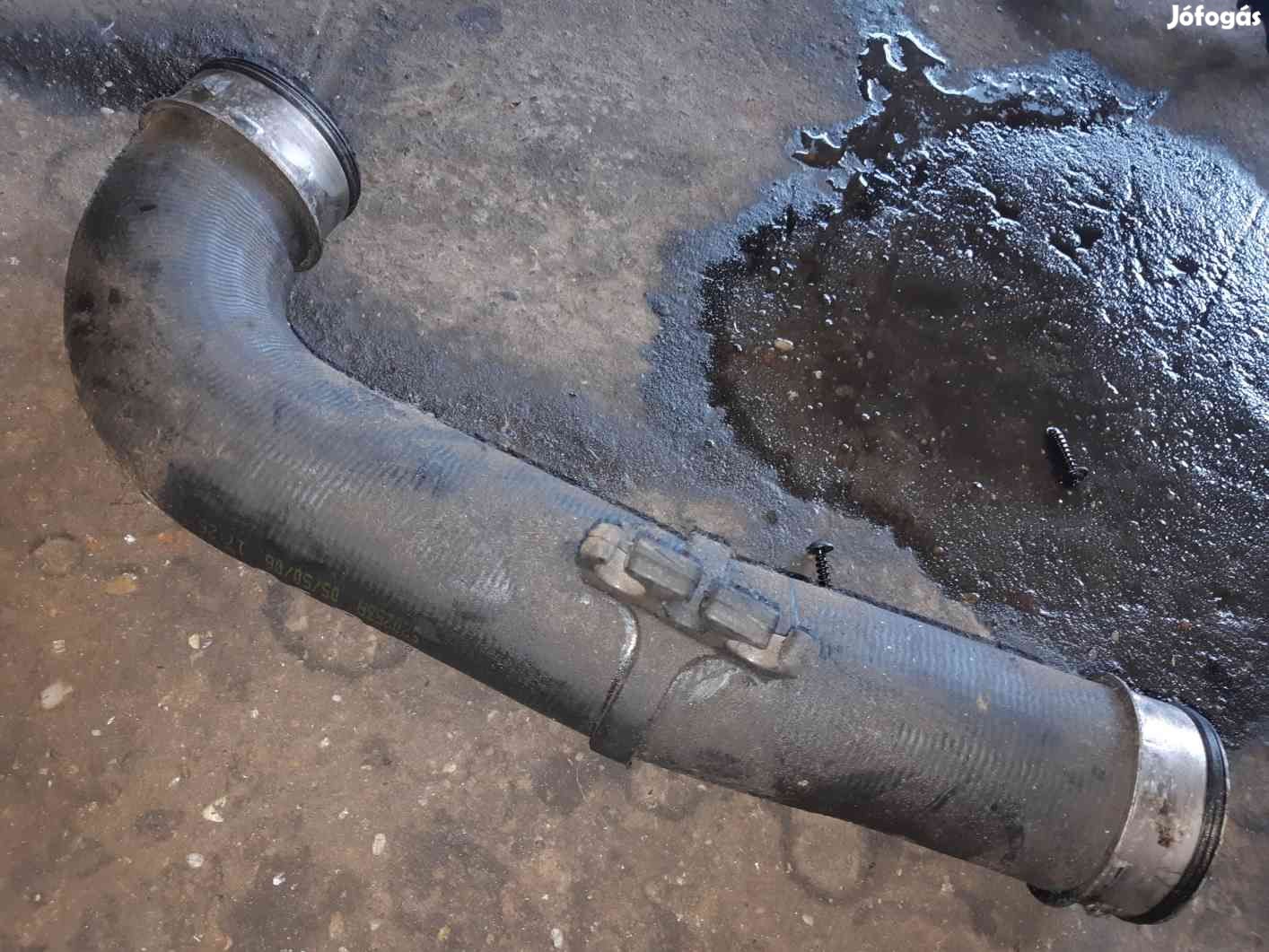 Volkswagen Passat B6 Turbócső Intercooler Cső