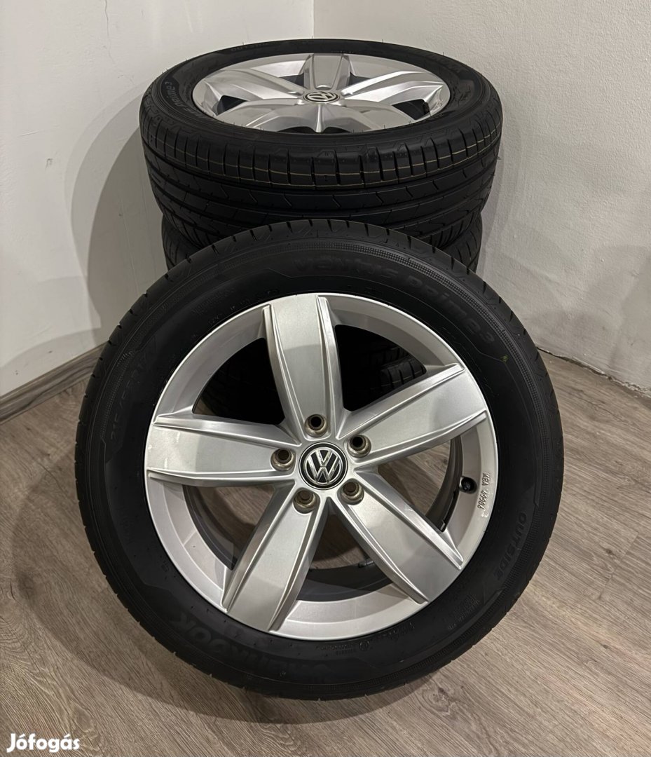 Volkswagen Passat B8 17 coll nyári szett 215/55R17 Hankook gumi