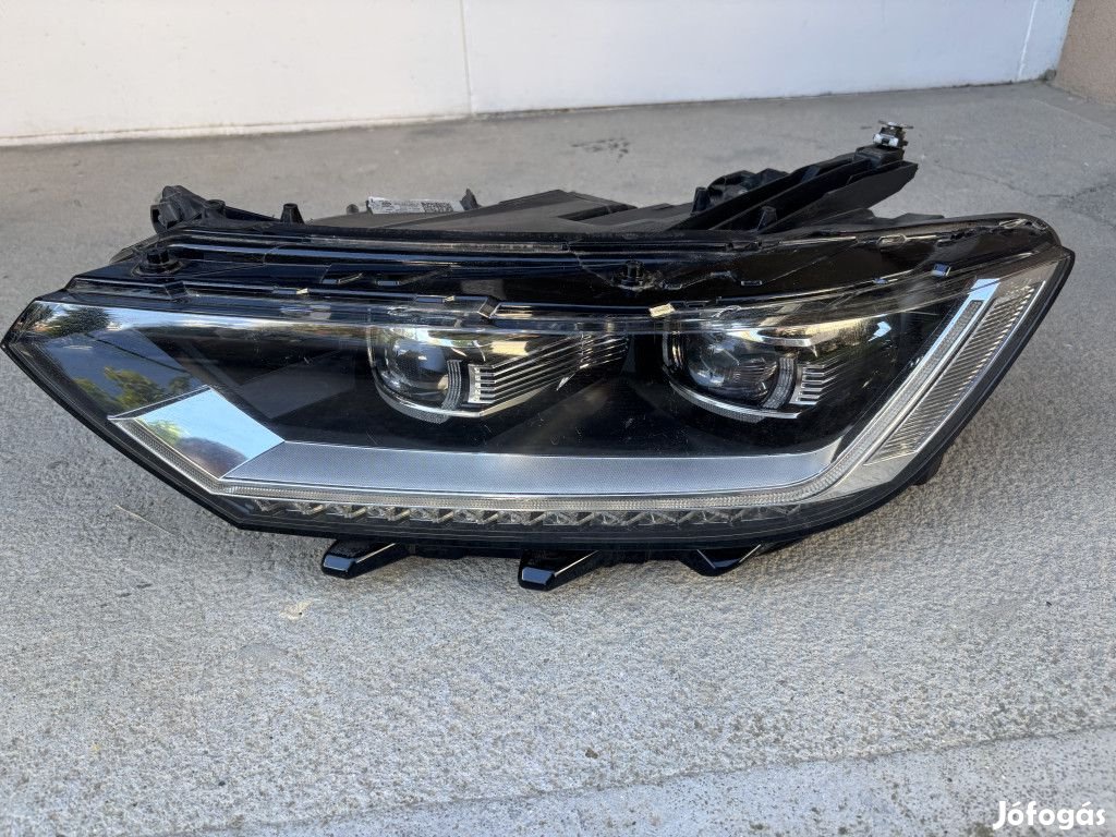 Volkswagen Passat B8 Bal első LED fényszóró 3G1941081C