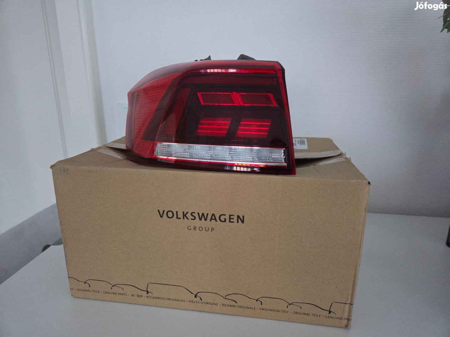 Volkswagen Passat B8 Hátsó Lámpa