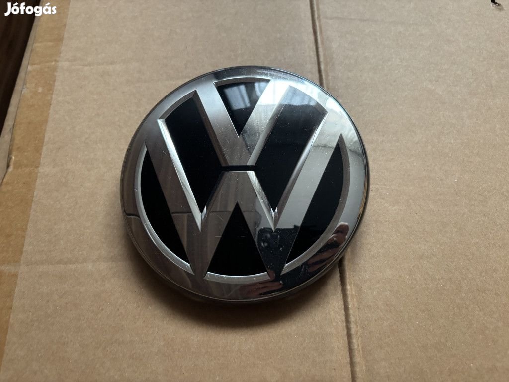 Volkswagen Passat B8, Golf VII, Arteon első embléma