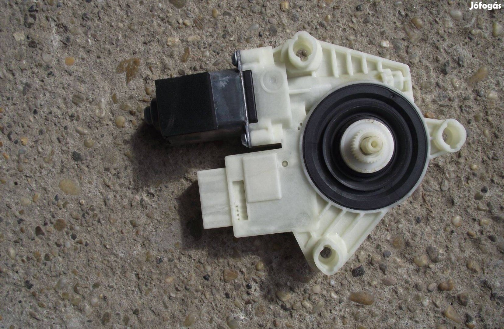 Volkswagen Passat B8 bal első ablakemelő motor 5Q4959812E